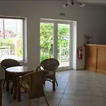 Jimmy\'S Apartments